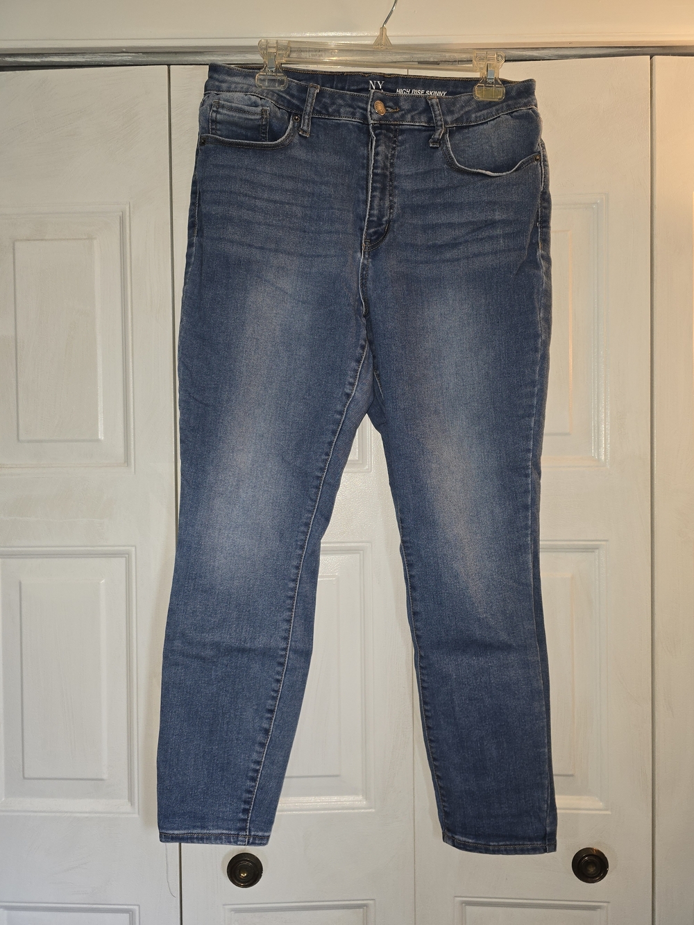 New York & Company Medium Blue Skinny Jeans High-Rise for Women